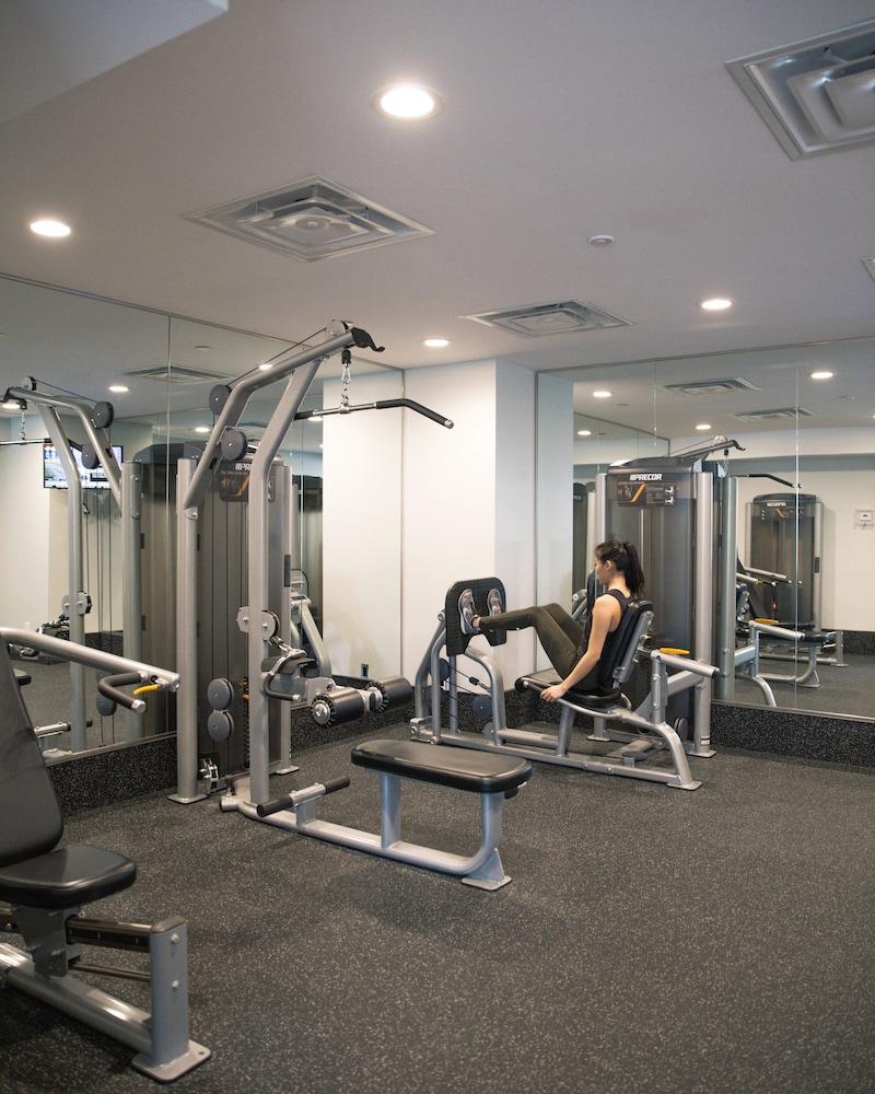 One King West Hotel And Residence Торонто Екстериор снимка